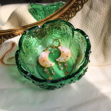 Load image into Gallery viewer, Avocado vintage inspired green trinket Bowl Resin
